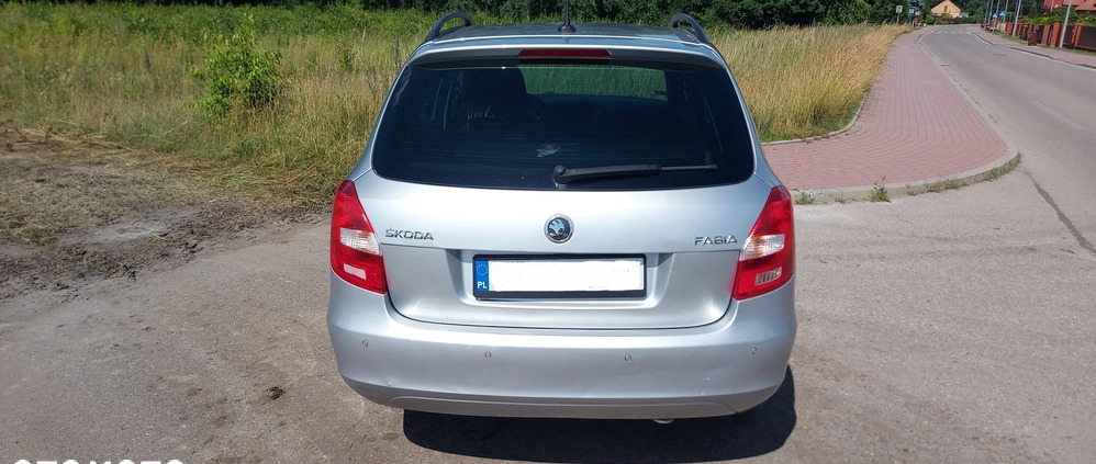Skoda Fabia cena 19900 przebieg: 182000, rok produkcji 2014 z Mielec małe 211